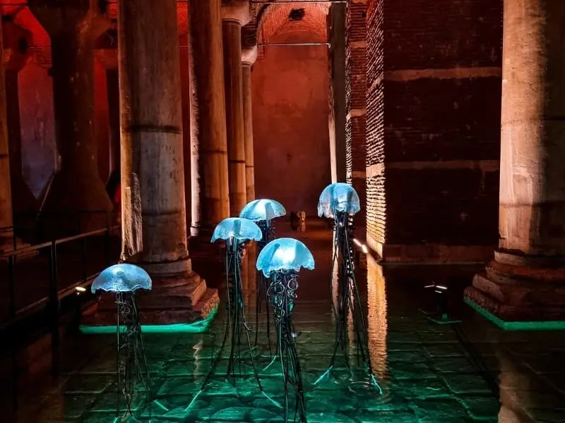 Atmosphere inside the Basilica Cistern