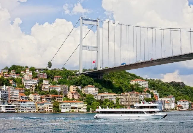 Bosphorus Cruise With Audio Guide