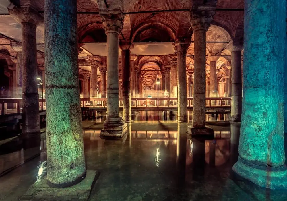 Discover The Hidden World Of The Basilica Cistern Istanbul