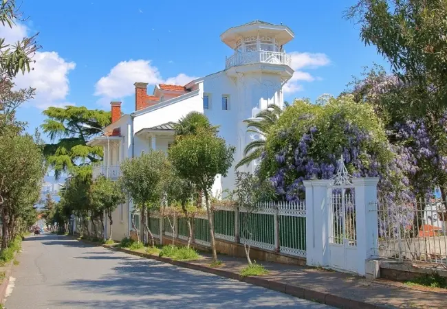 Princes Island Roundtrip Boat From Kabatas Port