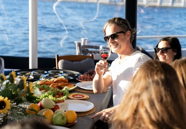 Private Istanbul Bosphorus Yacht Cruise